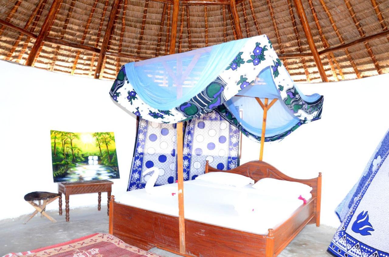 Funky Squids Beach Resort Bagamoyo Extérieur photo